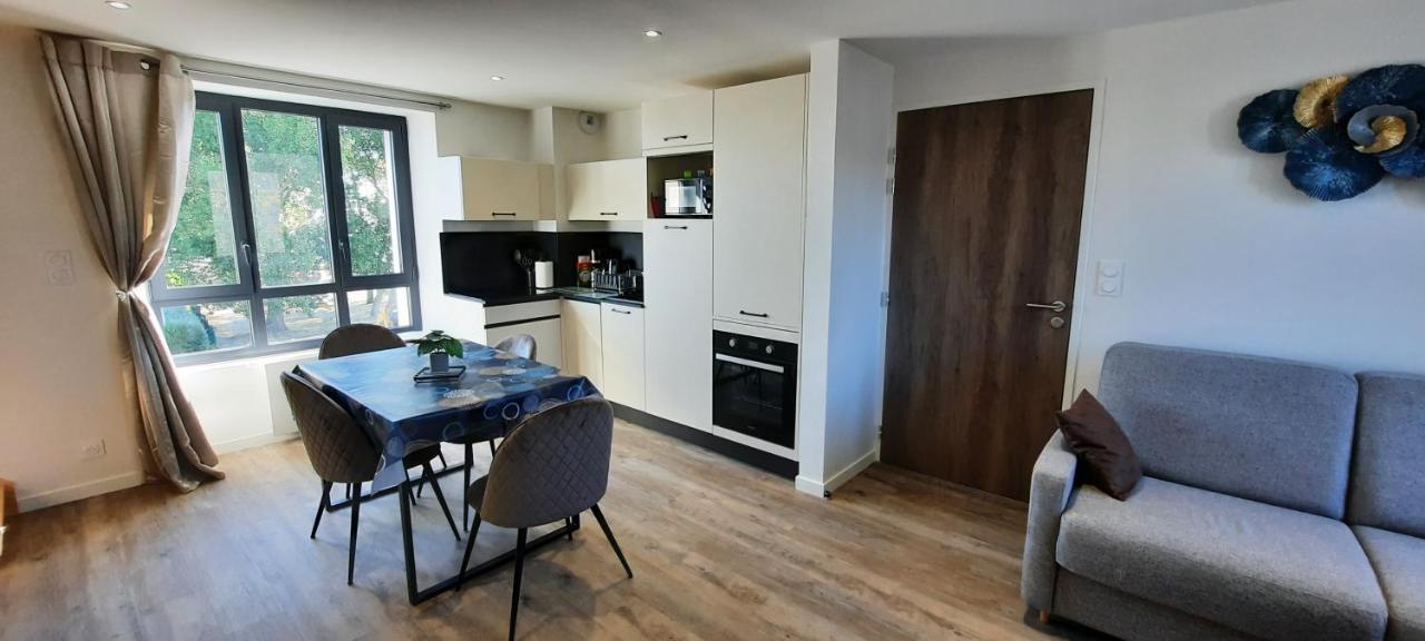 Les Appartements De La B Saint-Benoît-des-Ondes Extérieur photo