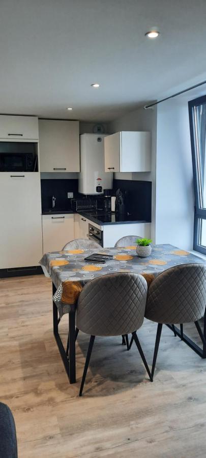 Les Appartements De La B Saint-Benoît-des-Ondes Extérieur photo